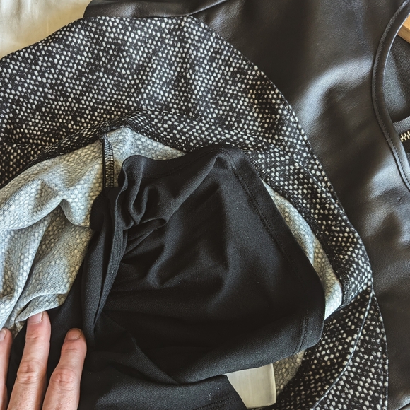 MICHAEL KORS Faux Leather Yoke Short Sleeve Sheath Dress Retail - size 2 - Picture 3 of 16